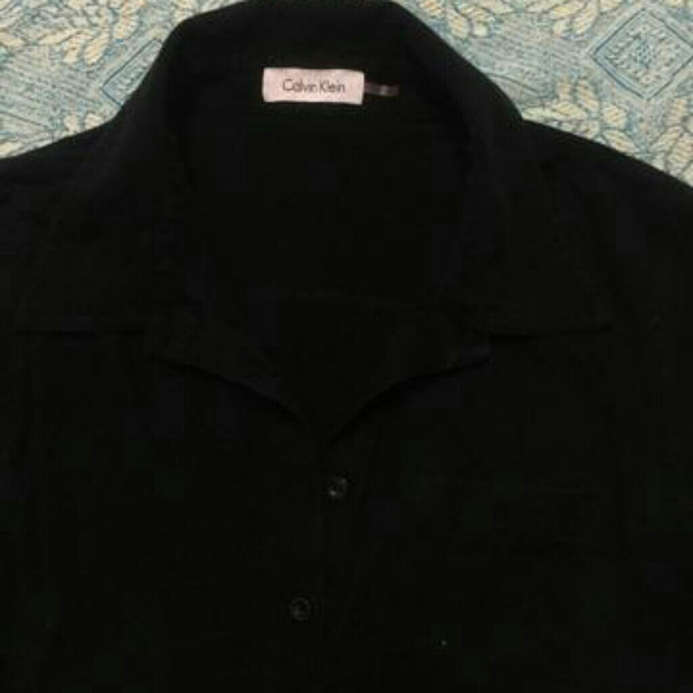 Calvin Klein button up shirt - Picture 3 of 4